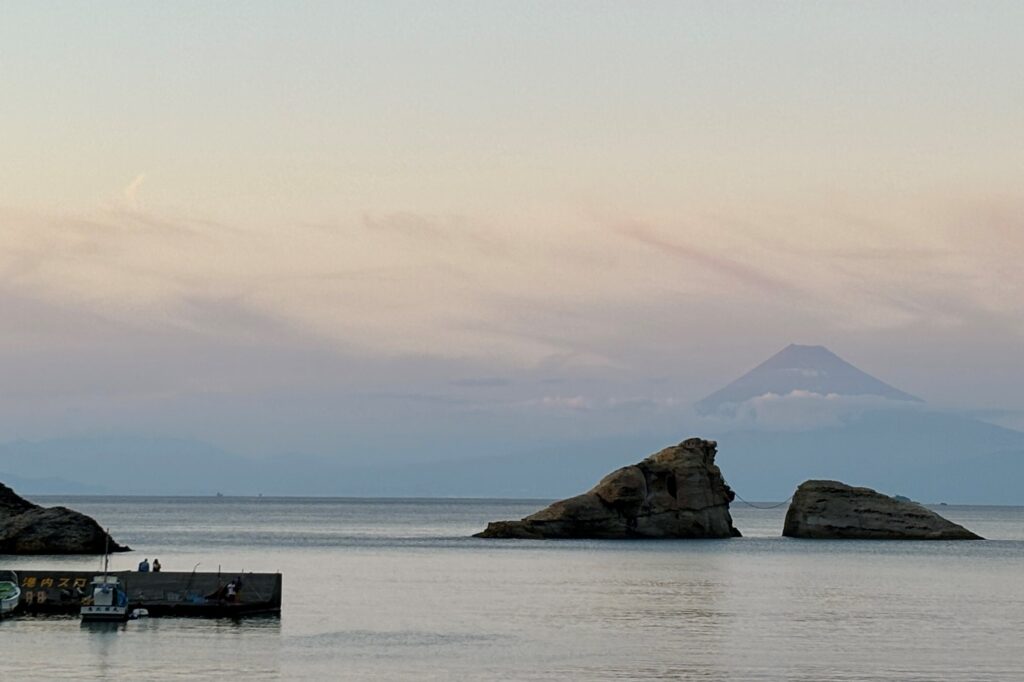 富士山の写真
撮影場所:雲見